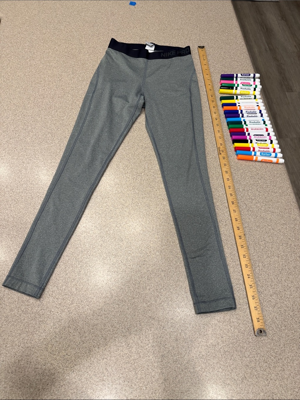 Nike Gray Performance Leggings size md